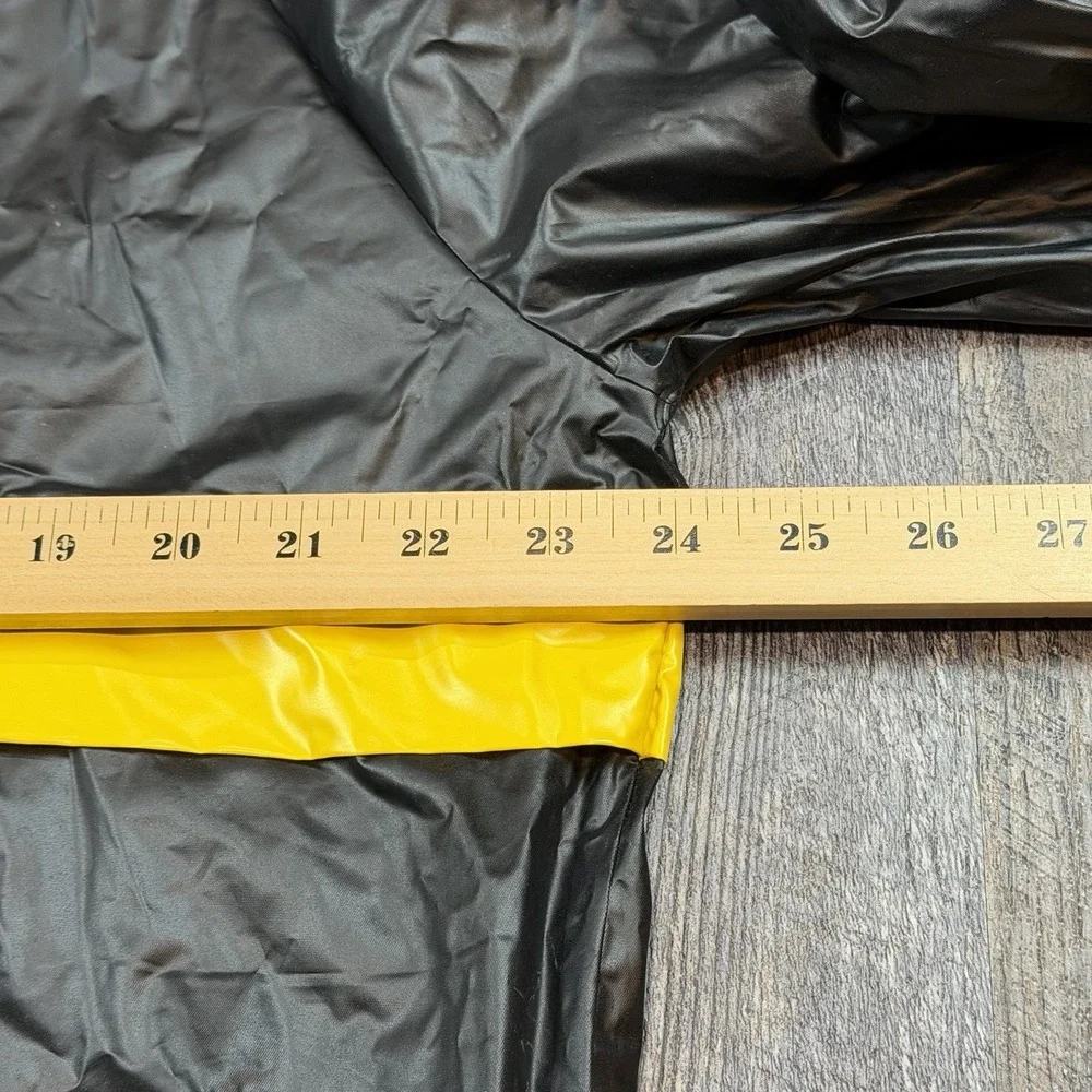 Fossil lightweight rain
