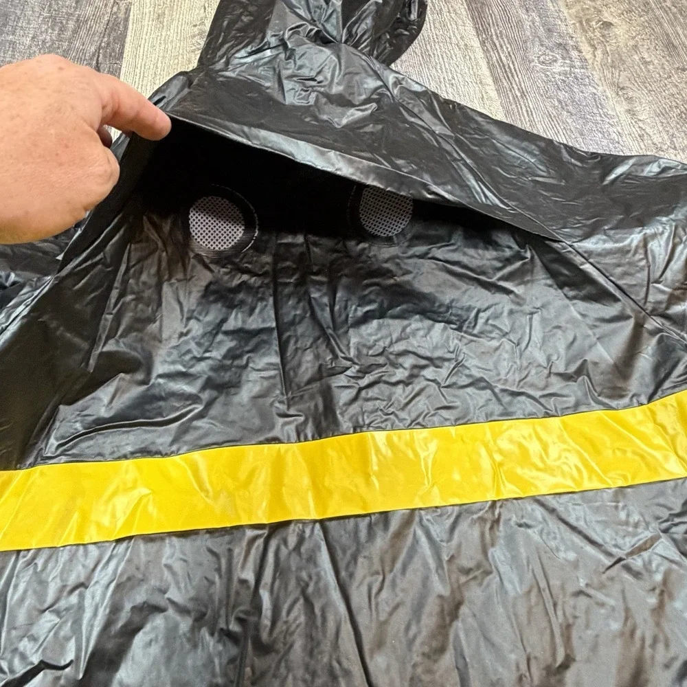 Fossil lightweight rain