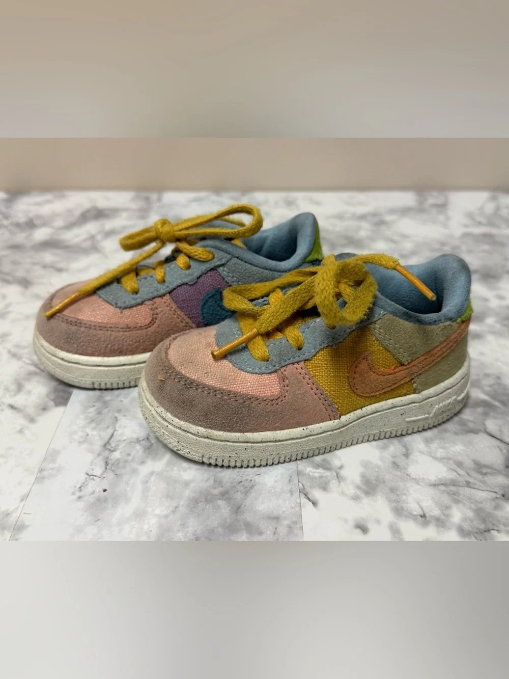 Nike Kids Pastel Multicolor Sneakers with Mustard Laces