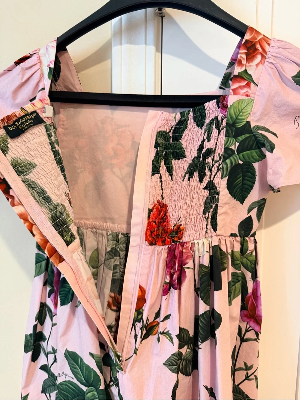 Dolce & Gabbana sweet pink