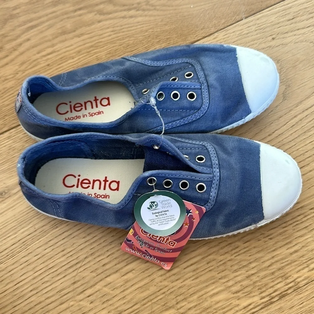 Cienta laceless slip