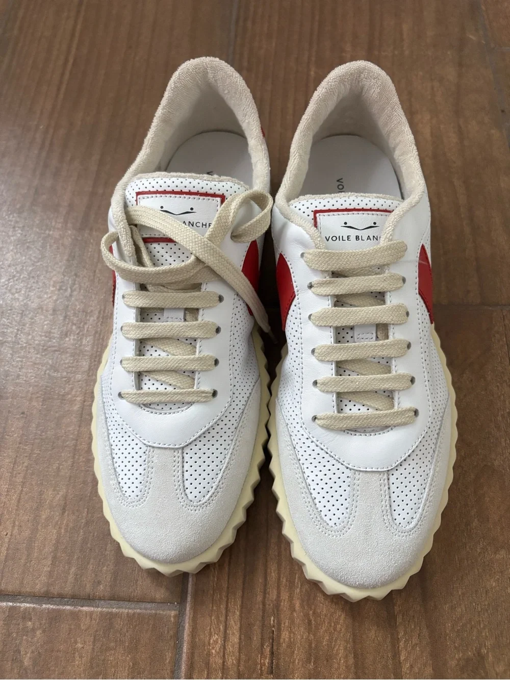 Voile Blanche perforated insole sole