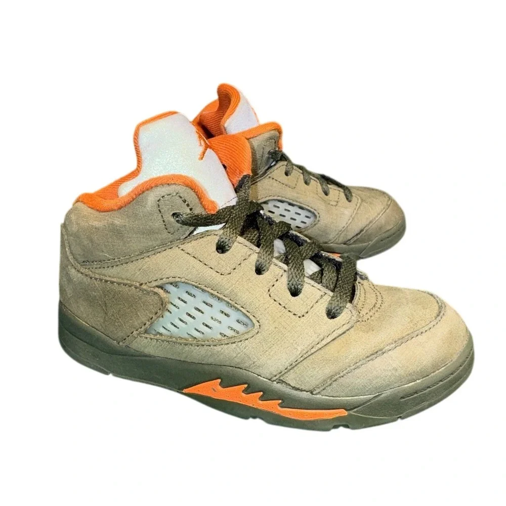 Jordan retro se