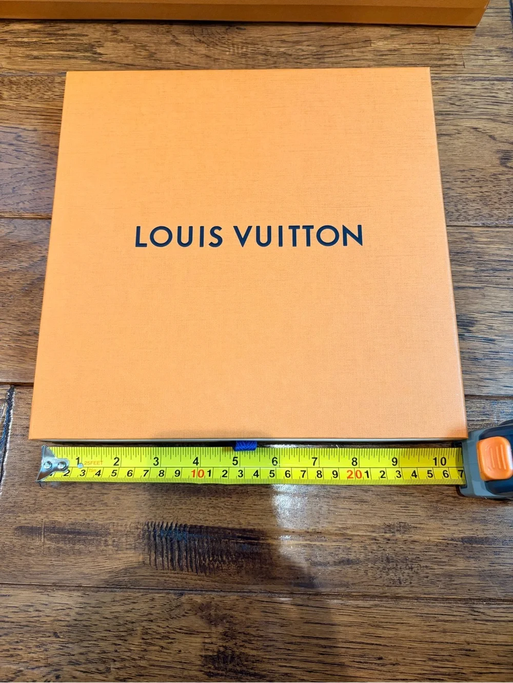 Louis Vuitton five louis