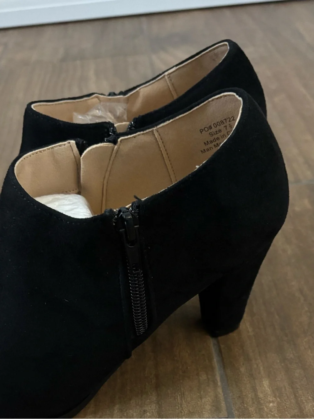 Journee Collection chic black
