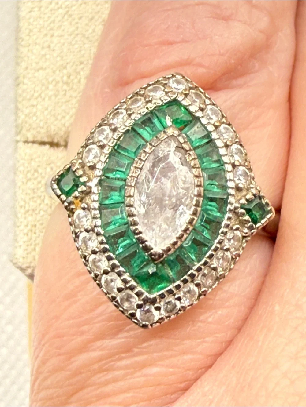N/A elegant marquise