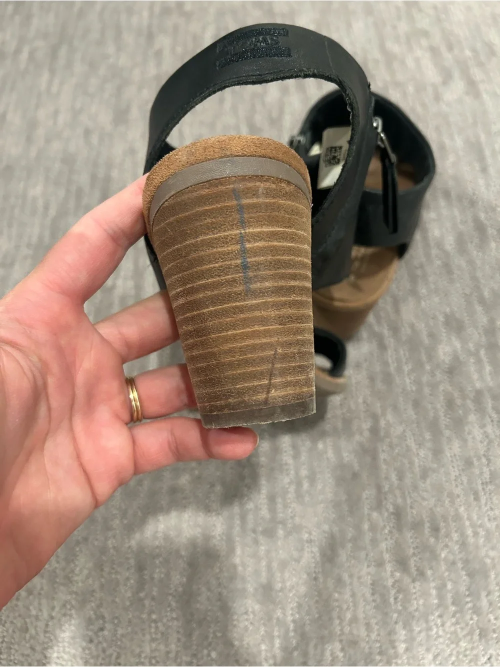 Toms black wedge