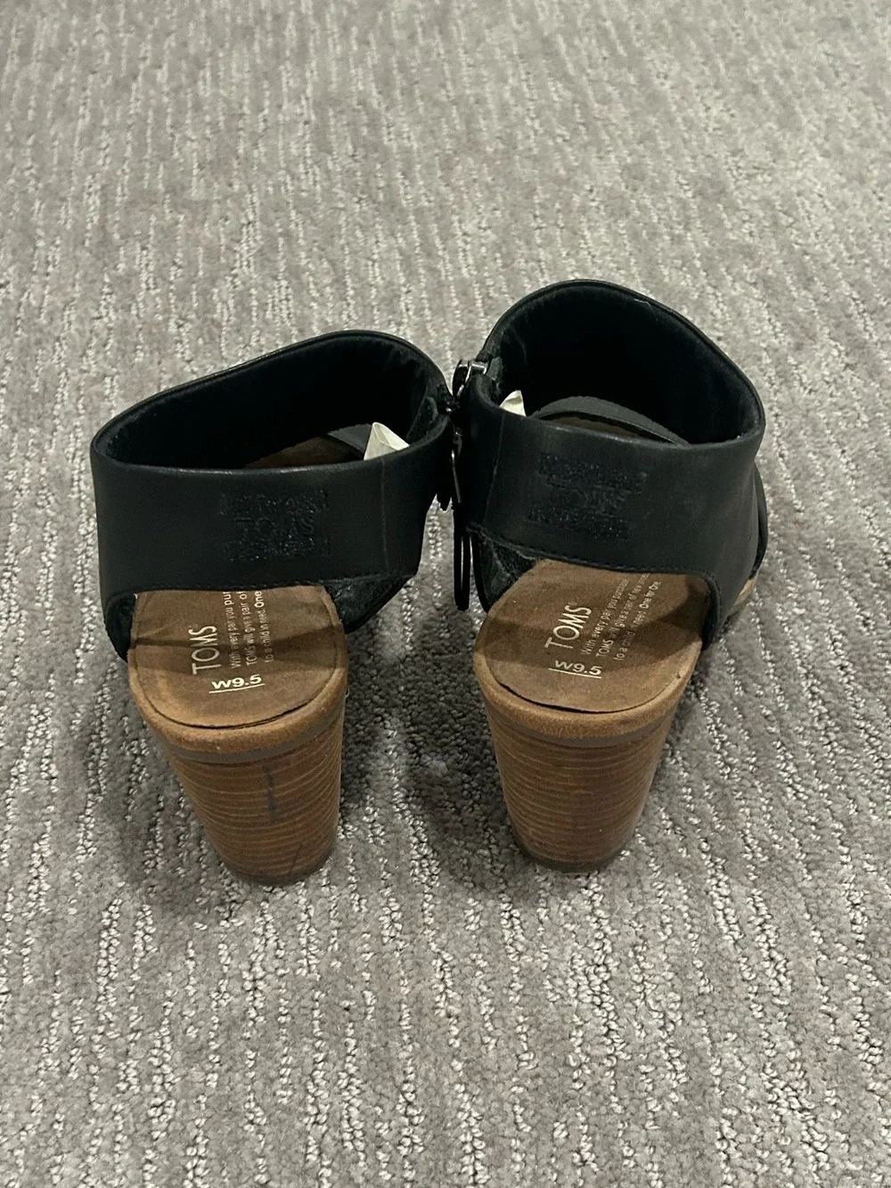 Toms black wedge