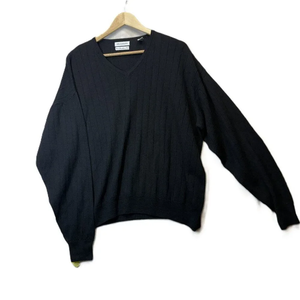 Methodé Extra Fine Merino Wool V-Neck Sweater Men’s Large Black Ribbed Knit