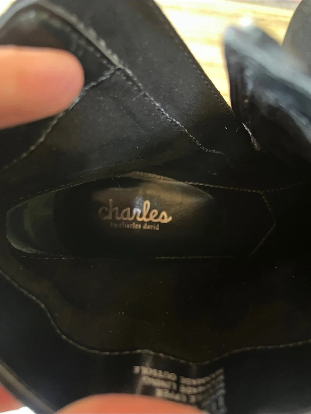 Charles By Charles David sleek black