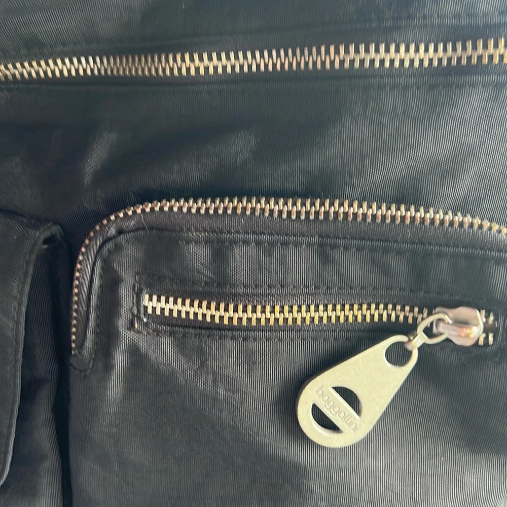 Baggallini crossbody adjustable