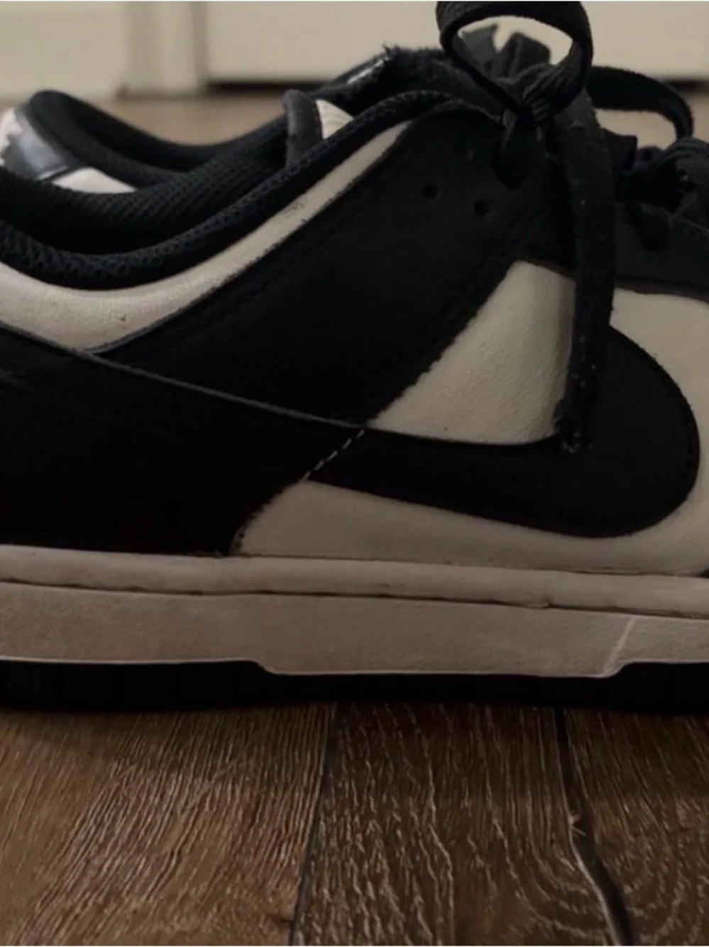 Nike Women's Black and White Low-Top Sneakers