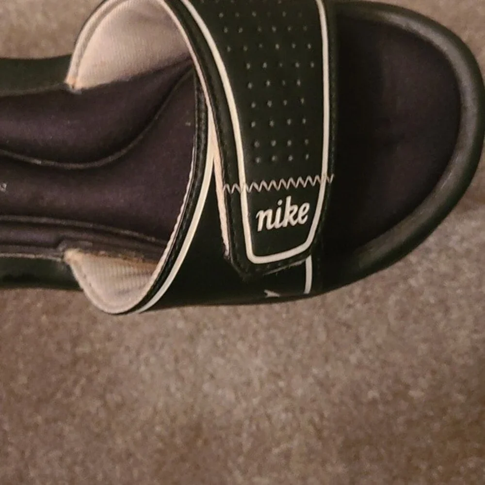 Nike pre owned
