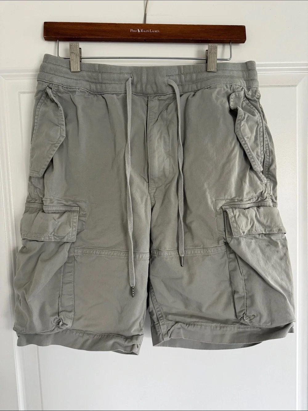 NWOT Men’s Polo Ralph Lauren Utility Classic Fit 9” Cargo Shorts S