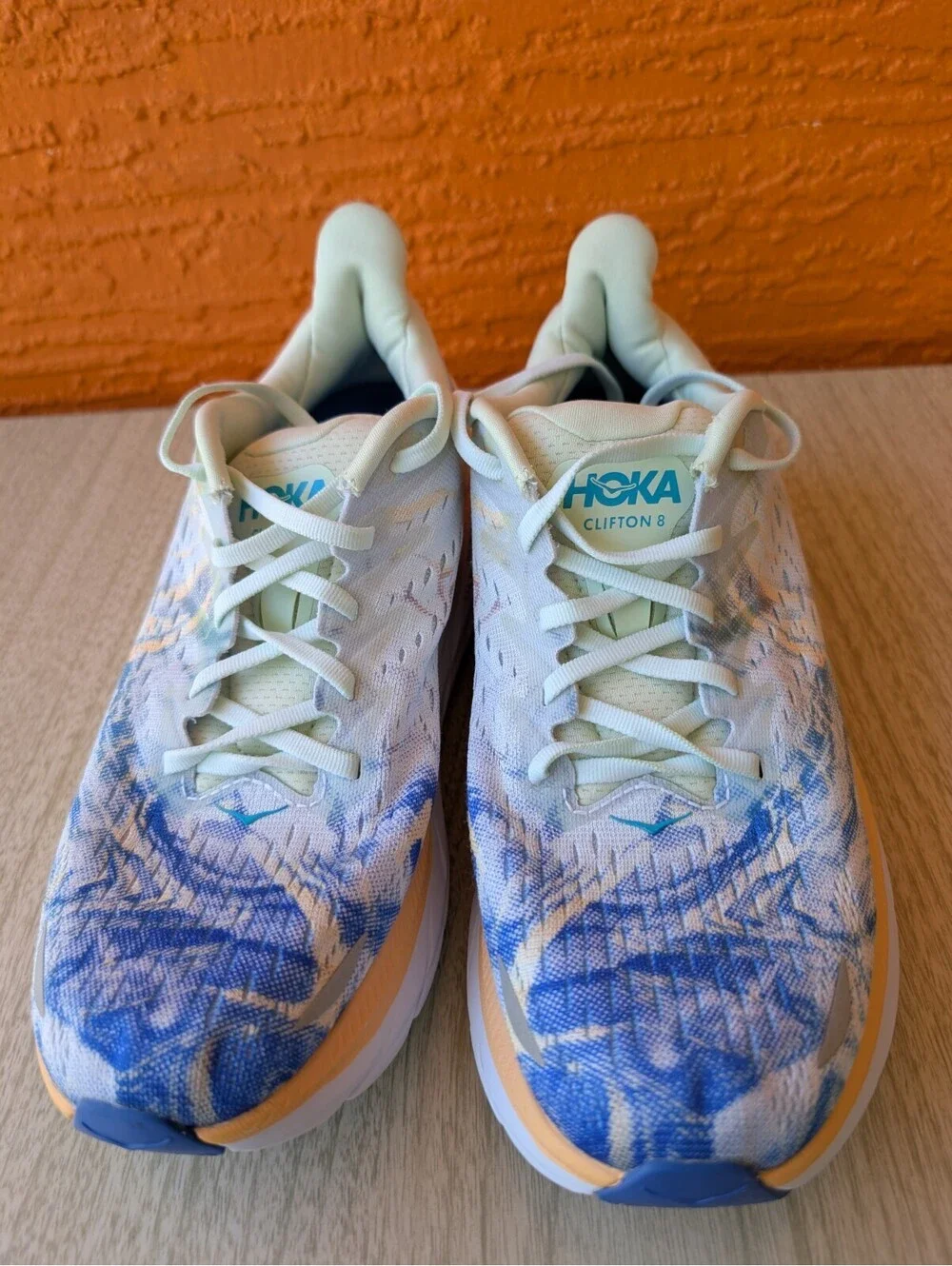 HOKA One One Clifton 8 Men's Size 8D Running Shoes White Blue Floral Print...