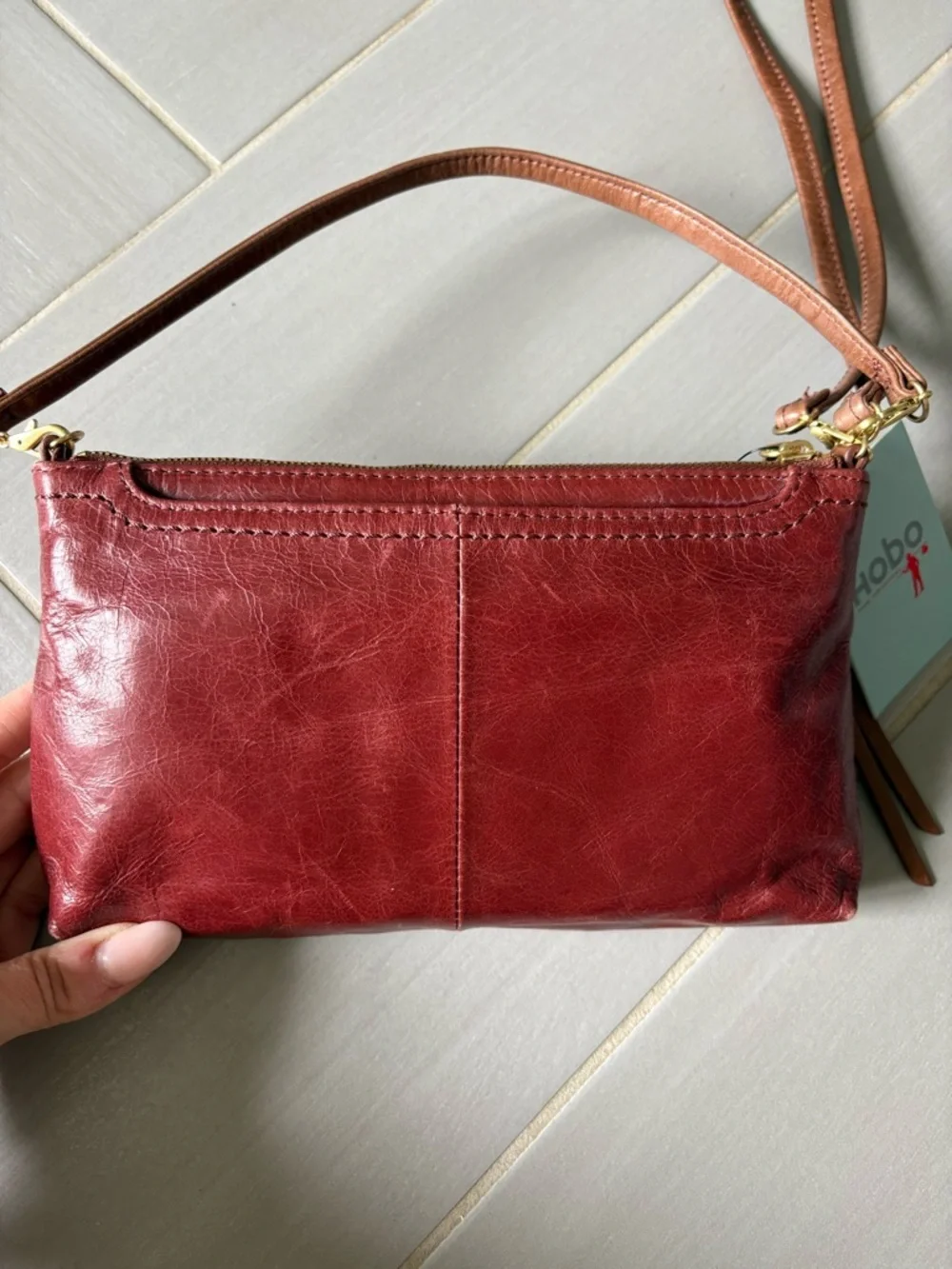 HOBO sleek mahogany