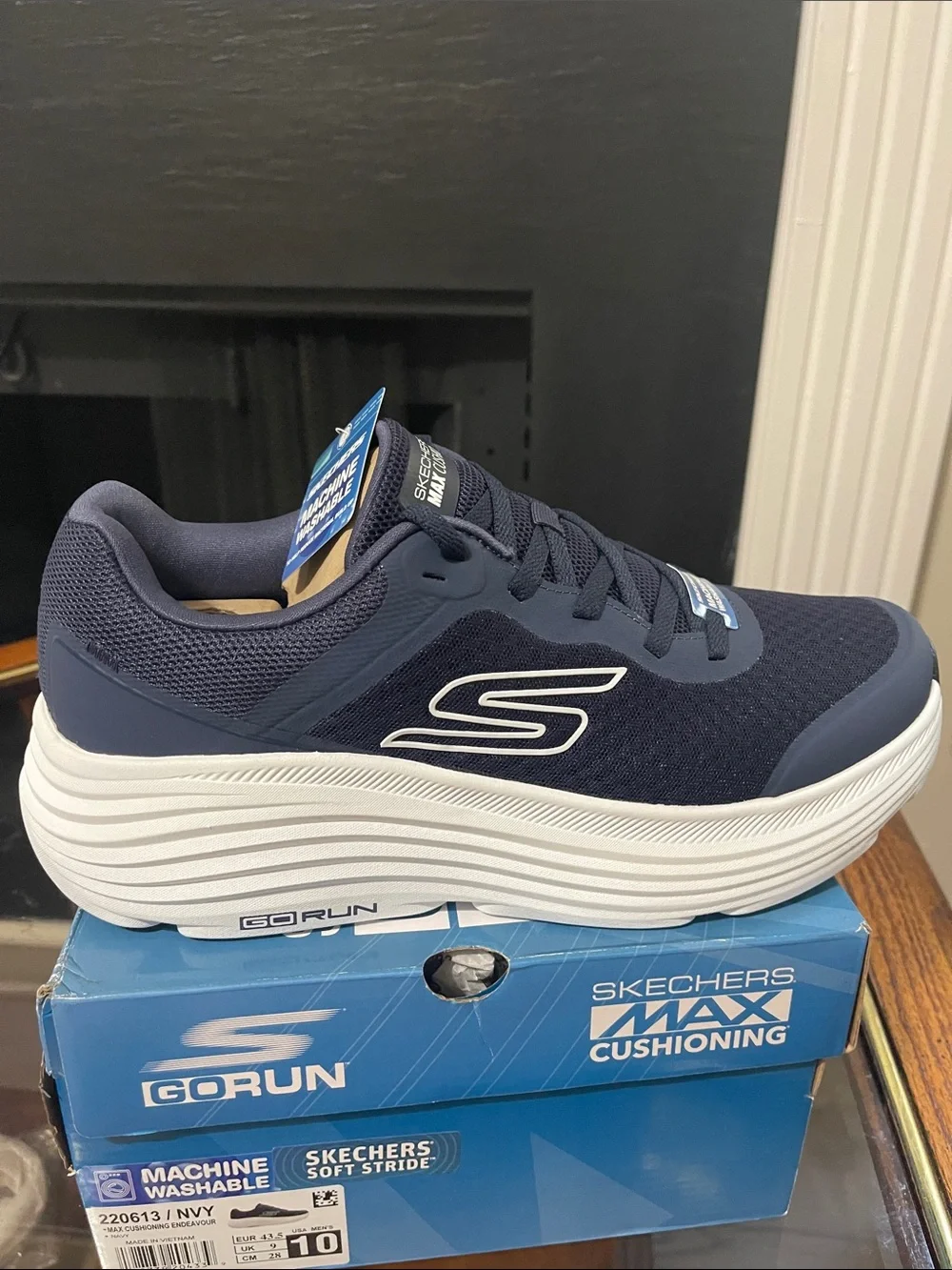 Skechers design white wear