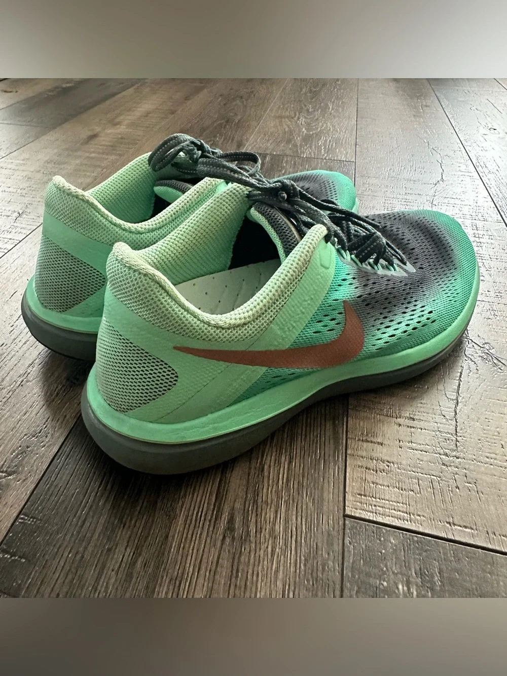 Nike excellent women’s