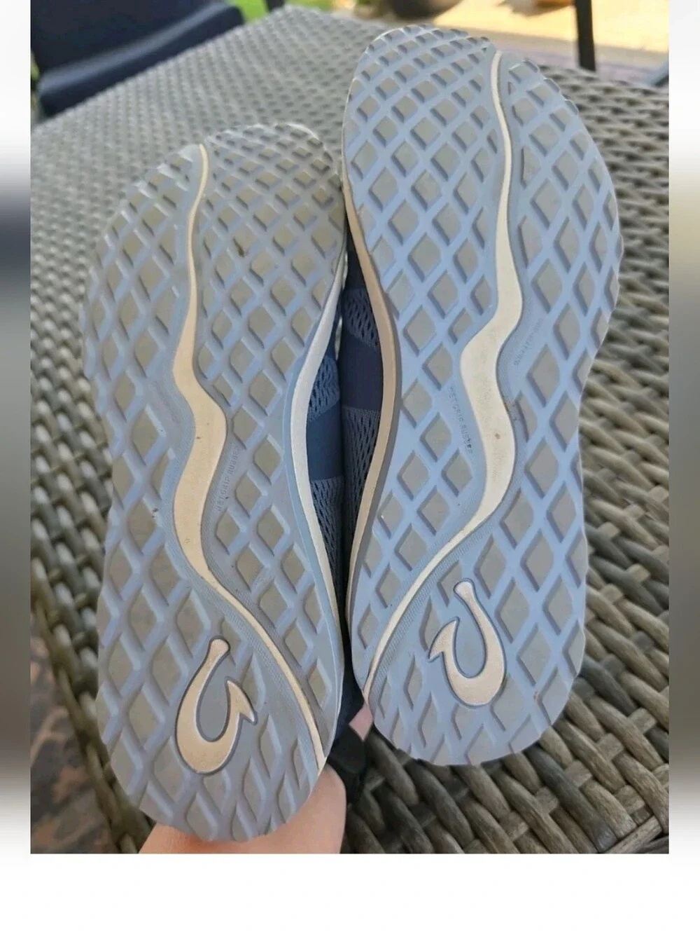 OluKai Womens Huia No Tie Slip On Trainer Sneaker Sz 8 Vintage Blue Sea Ice