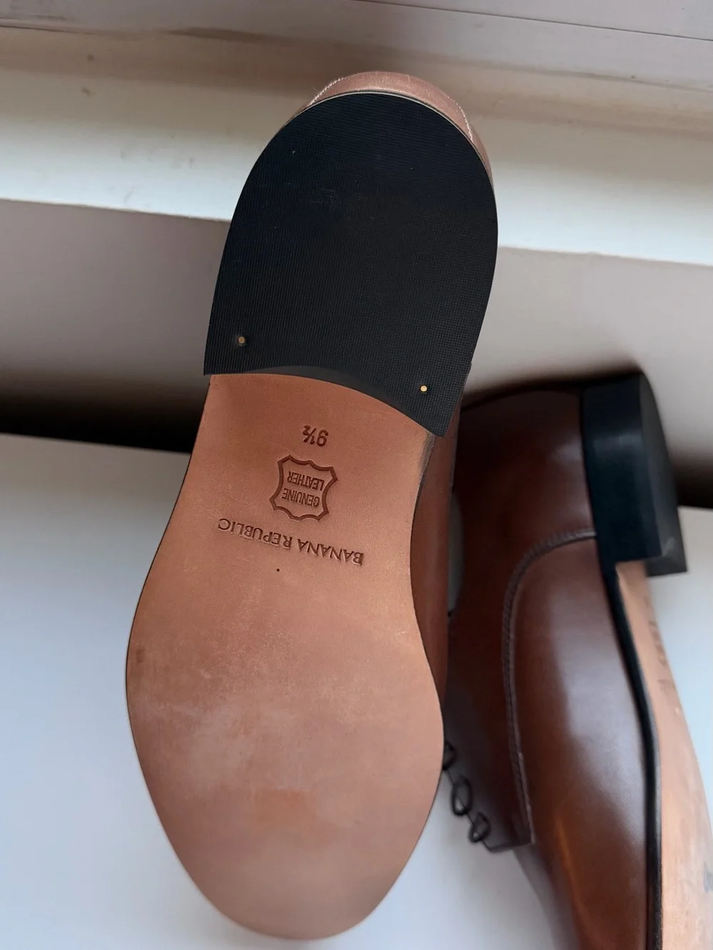 Banana Republic polished brown
