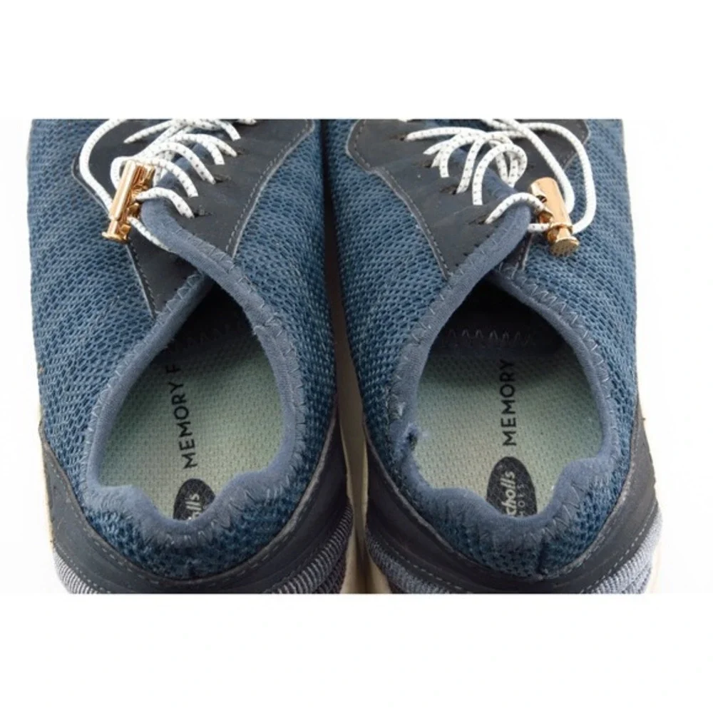 Dr. Scholls welcome shoe