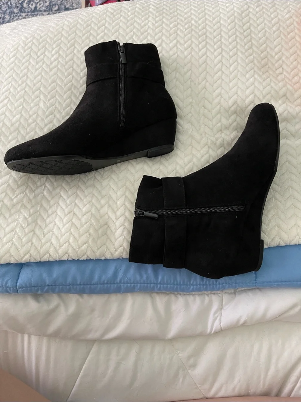 Impo sleek black