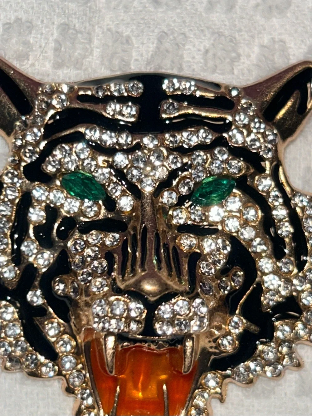 KAWADU nwt rhinestone