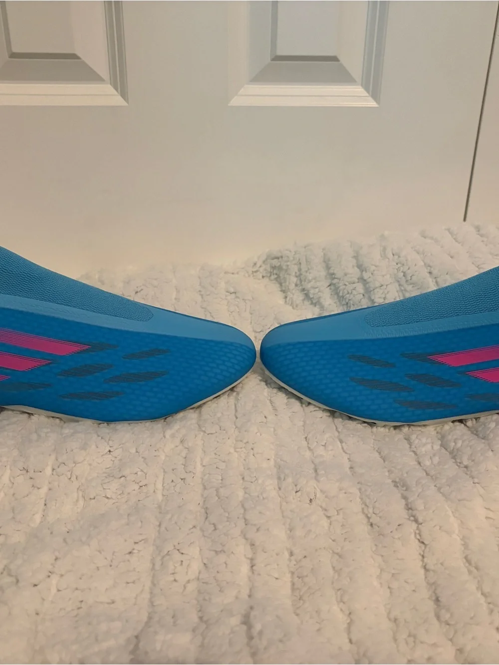 adidas lightweight slip