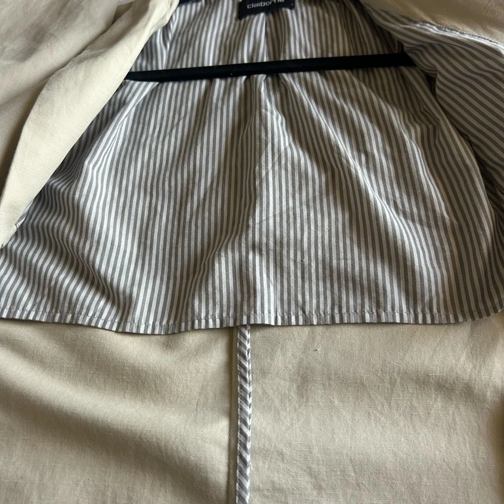 Claiborne stylish blazer