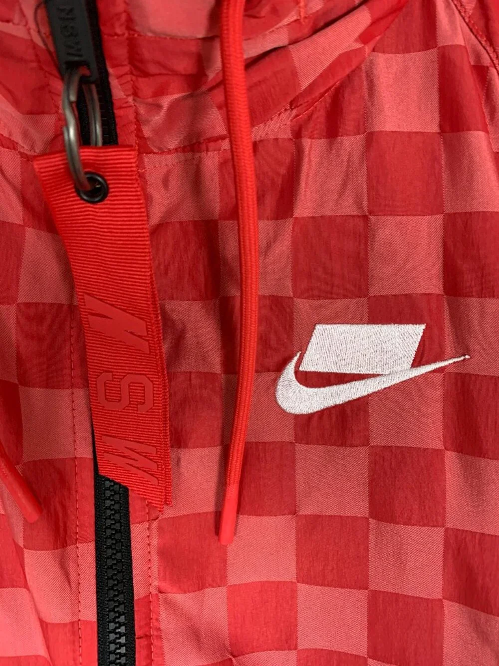 Nike new tags