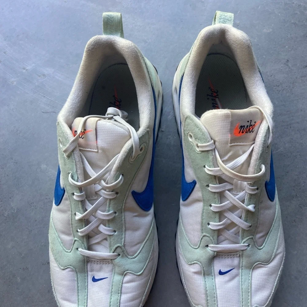 Nike women’s size