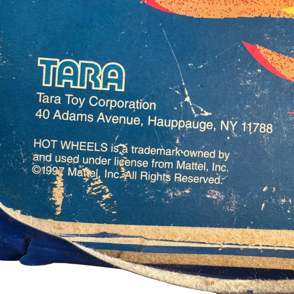 Hot Wheels scuffing flame