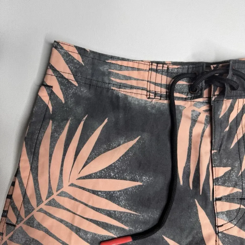 American Eagle Outfitters product pair