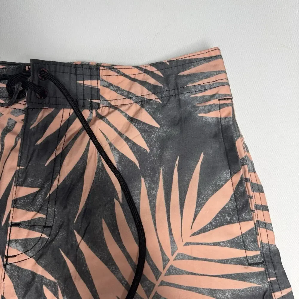 American Eagle Outfitters product pair