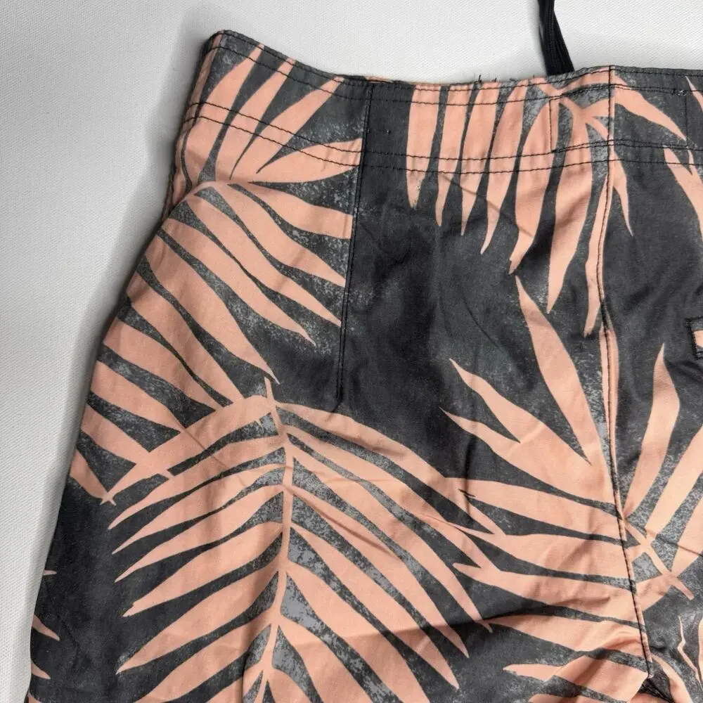 American Eagle Outfitters product pair