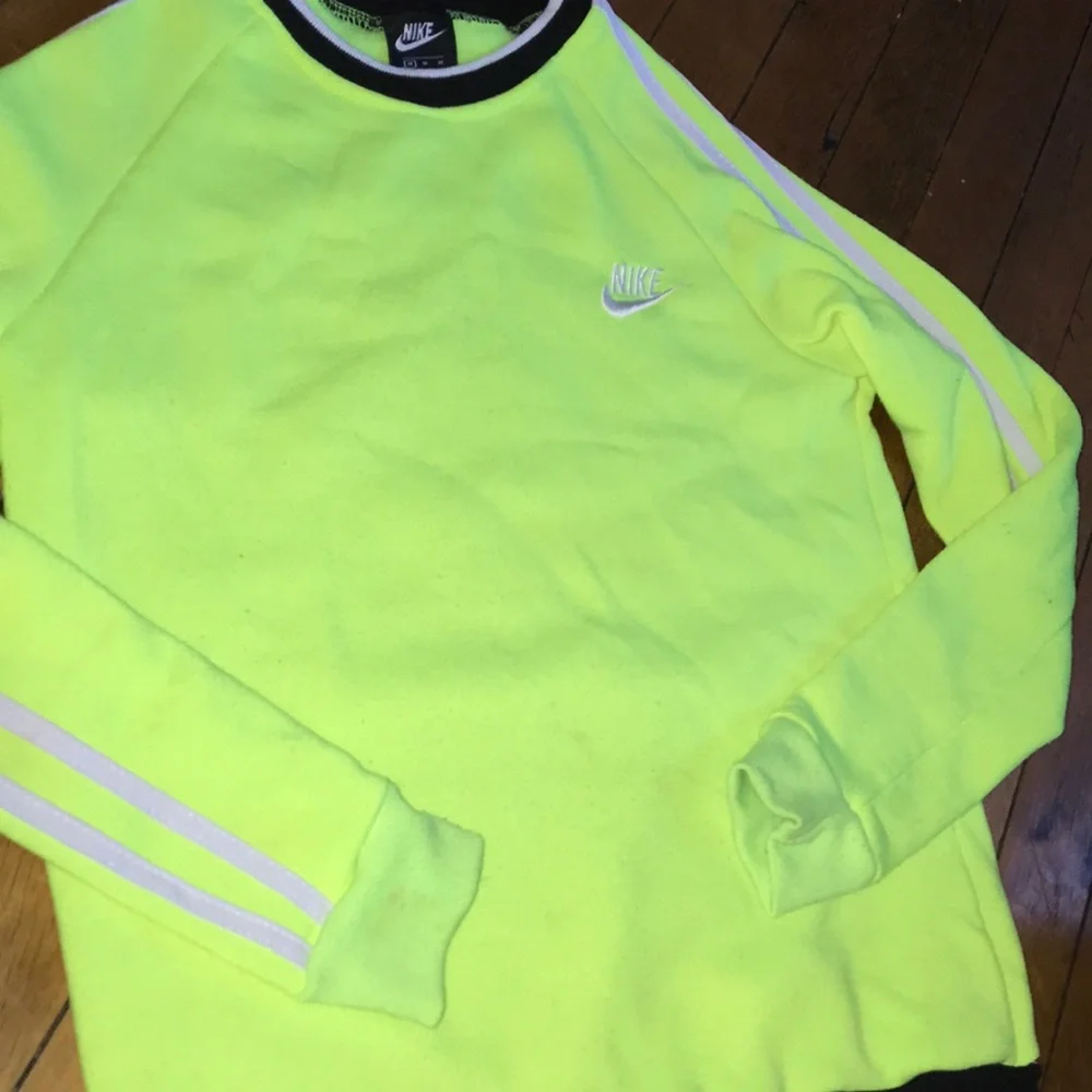 Nike Neon Lime Kids Crewneck Sweatshirt with Black Trim