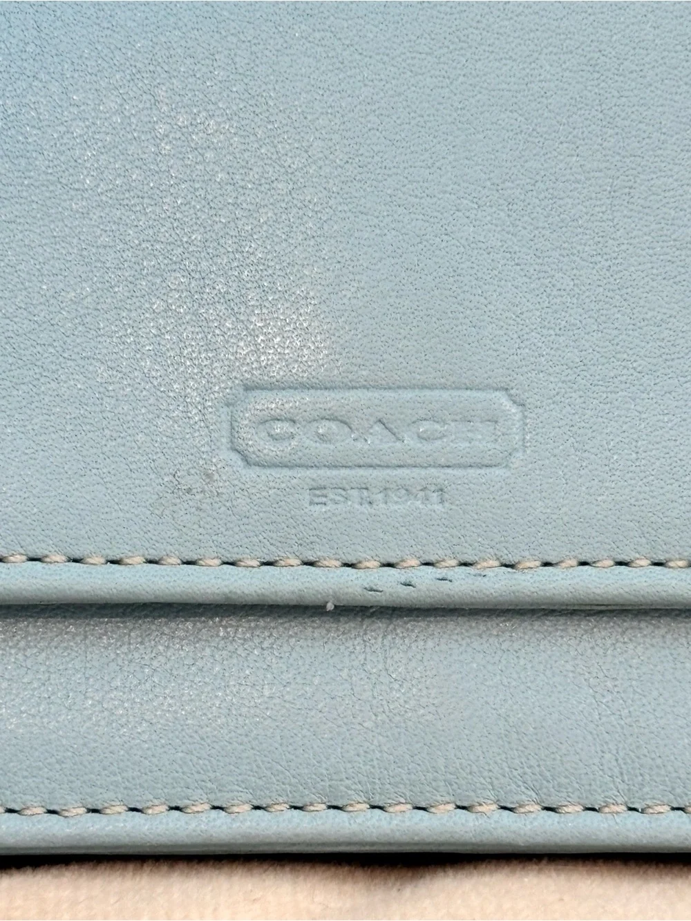 Coach legacy light