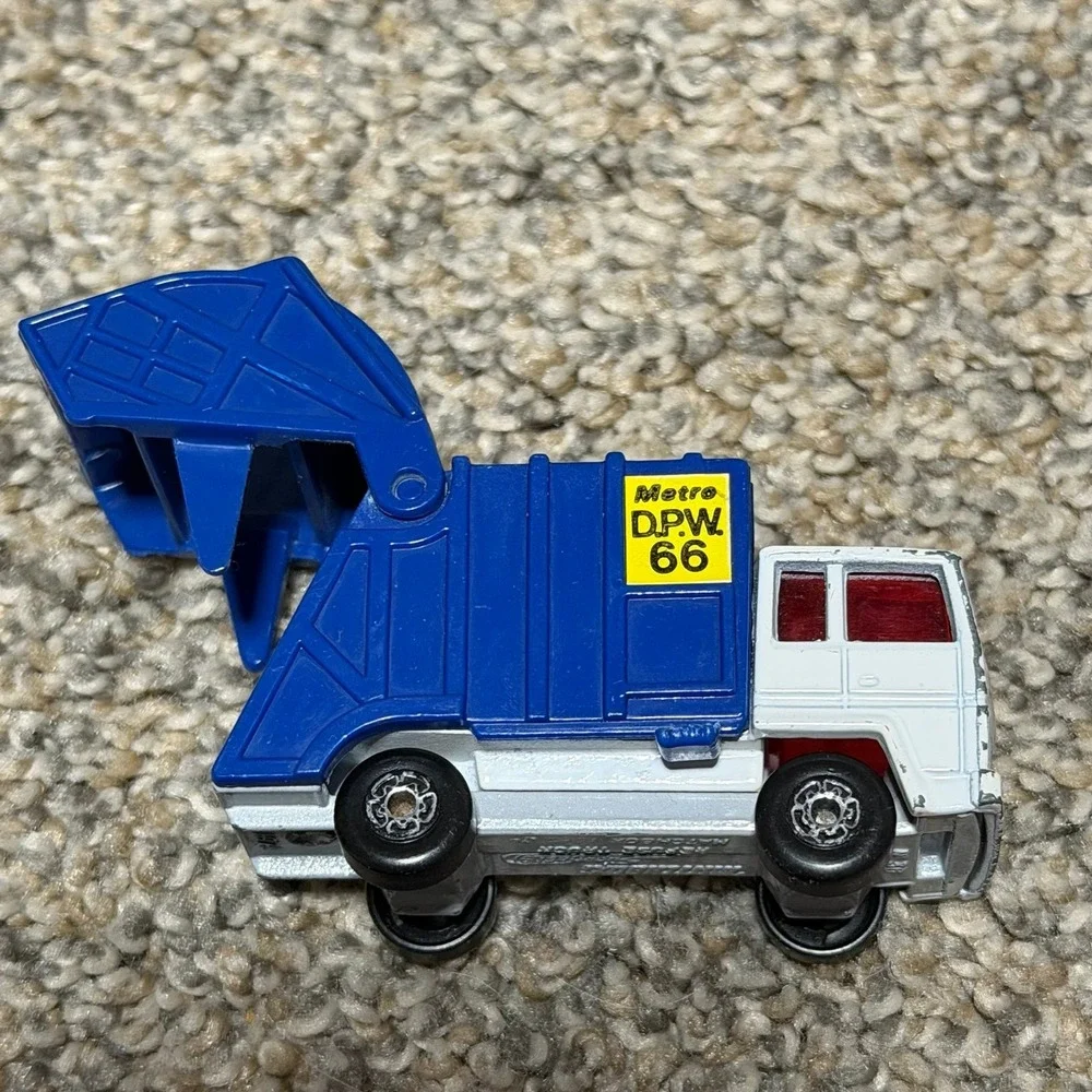 MATCHBOX pre owned