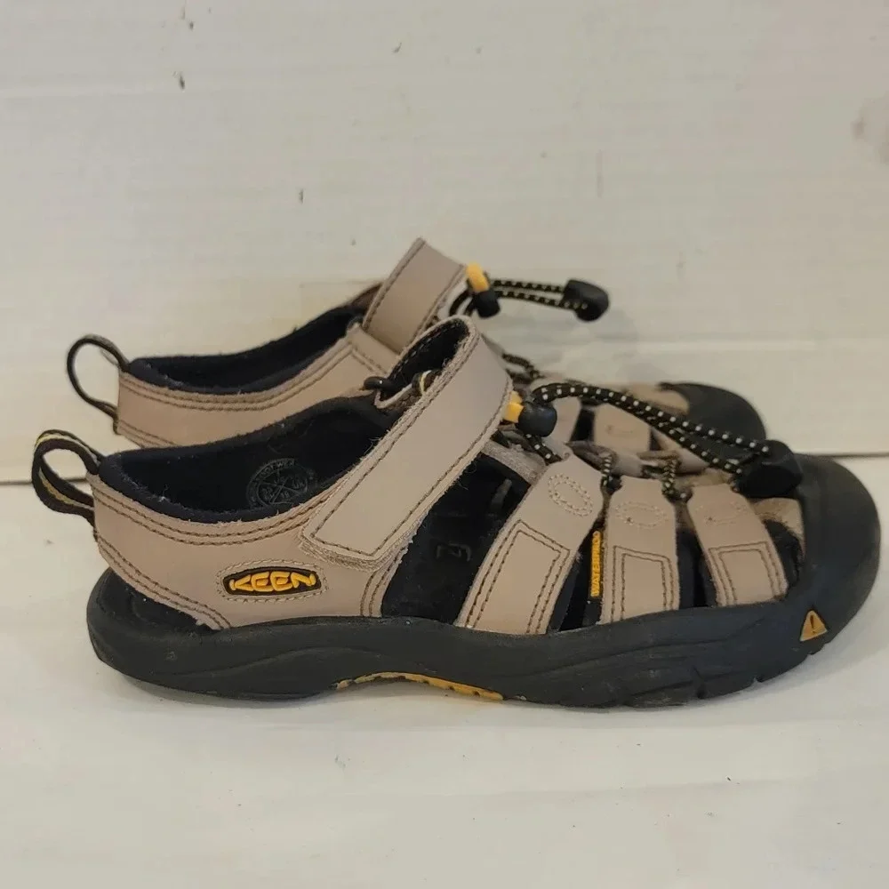 Keen children waterproof