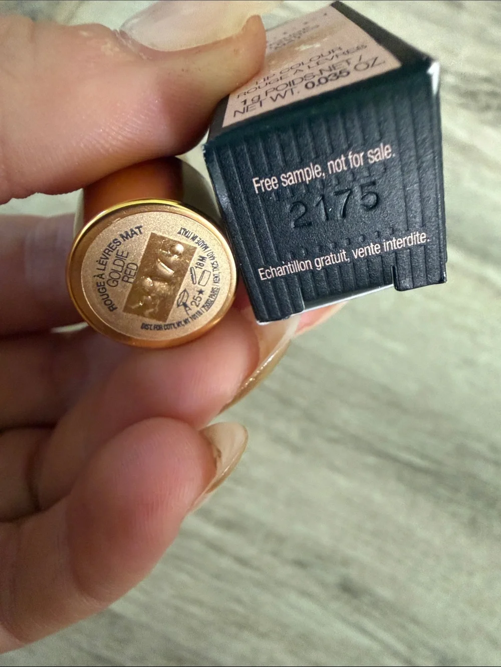 Gucci Matte Lipstick Goldie Red 25 - Bold Red mini