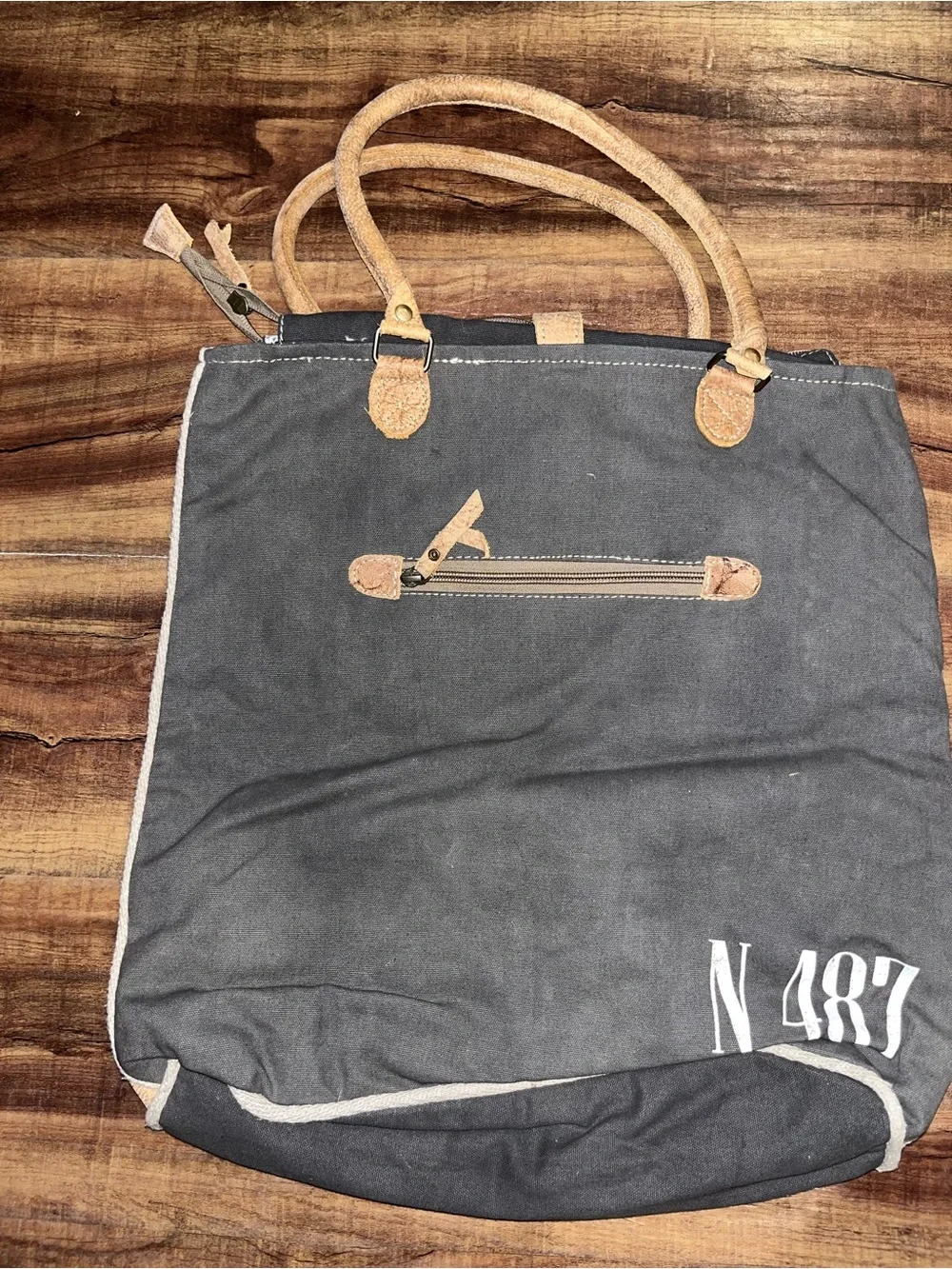 Myra Bag closer canvas floral