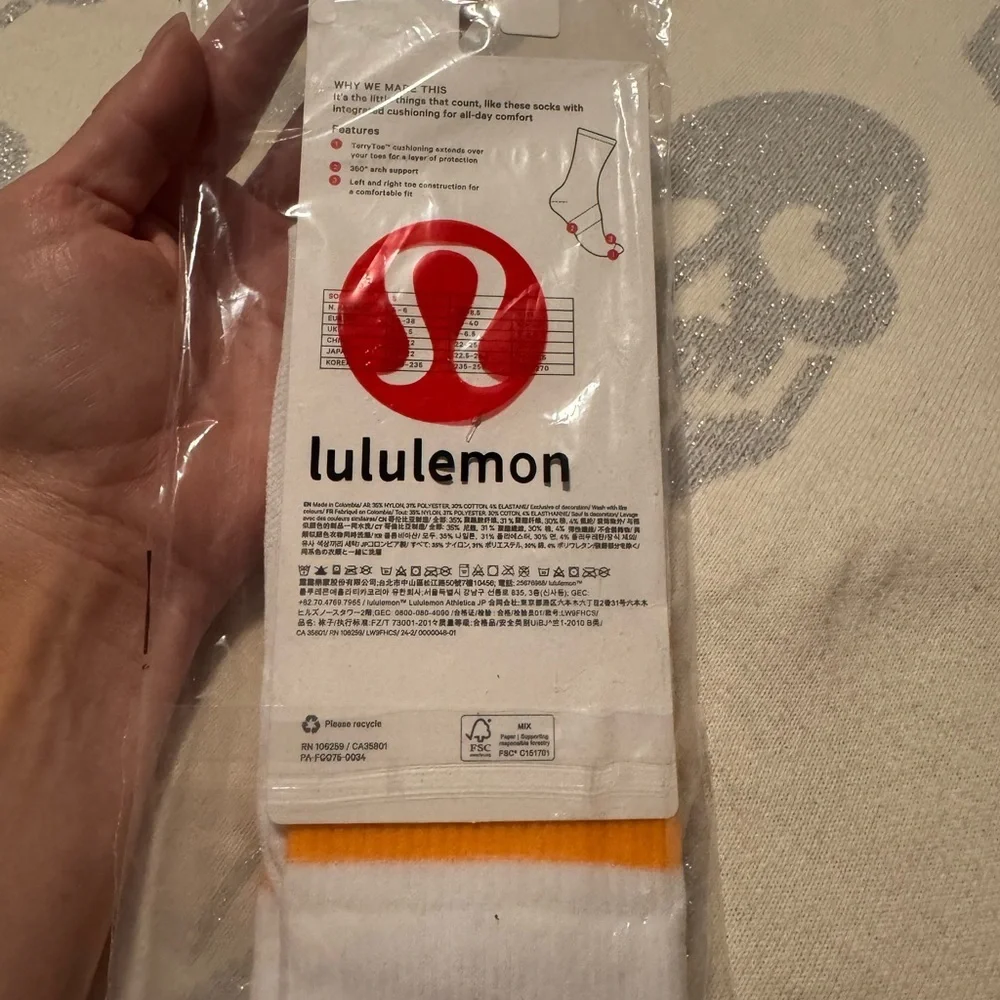 lululemon athletica stay active