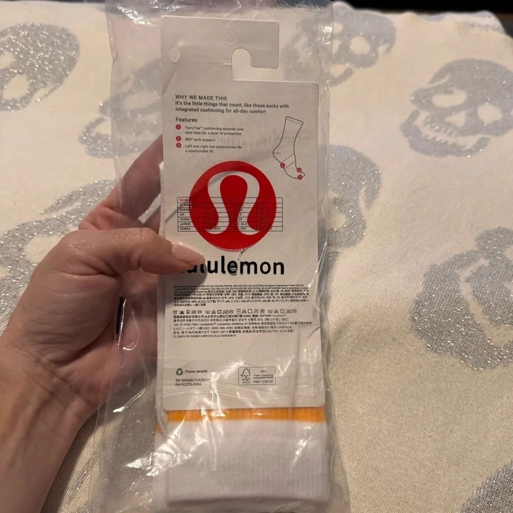 lululemon athletica stay active