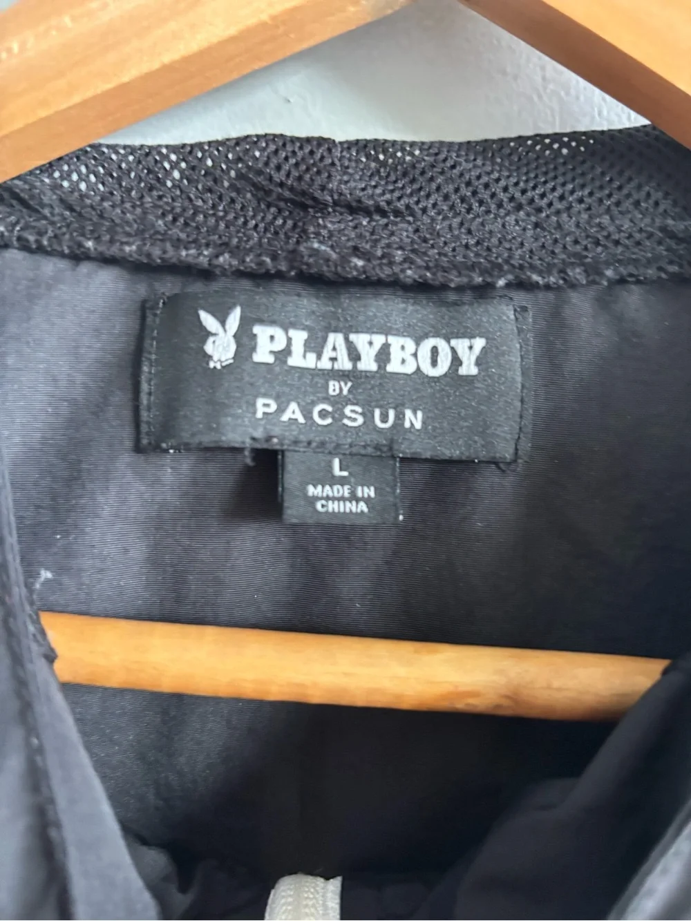 PacSun x Playboy Quarter-Zip Hooded Windbreaker Jacket Black – Unisex LARGE