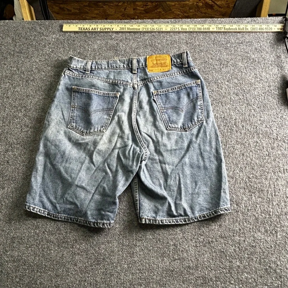 Levis levi 550