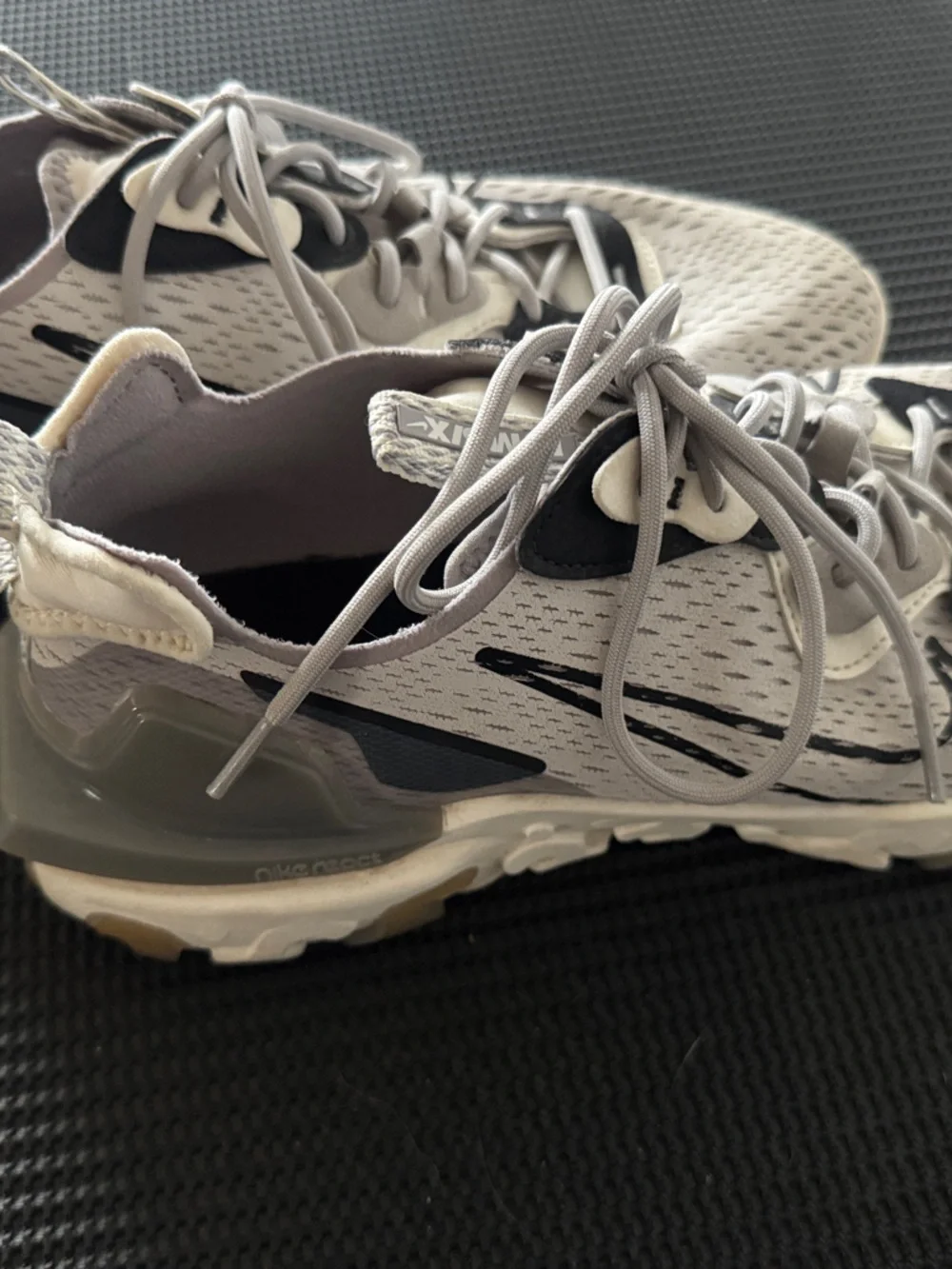 Nike lightweight breathable