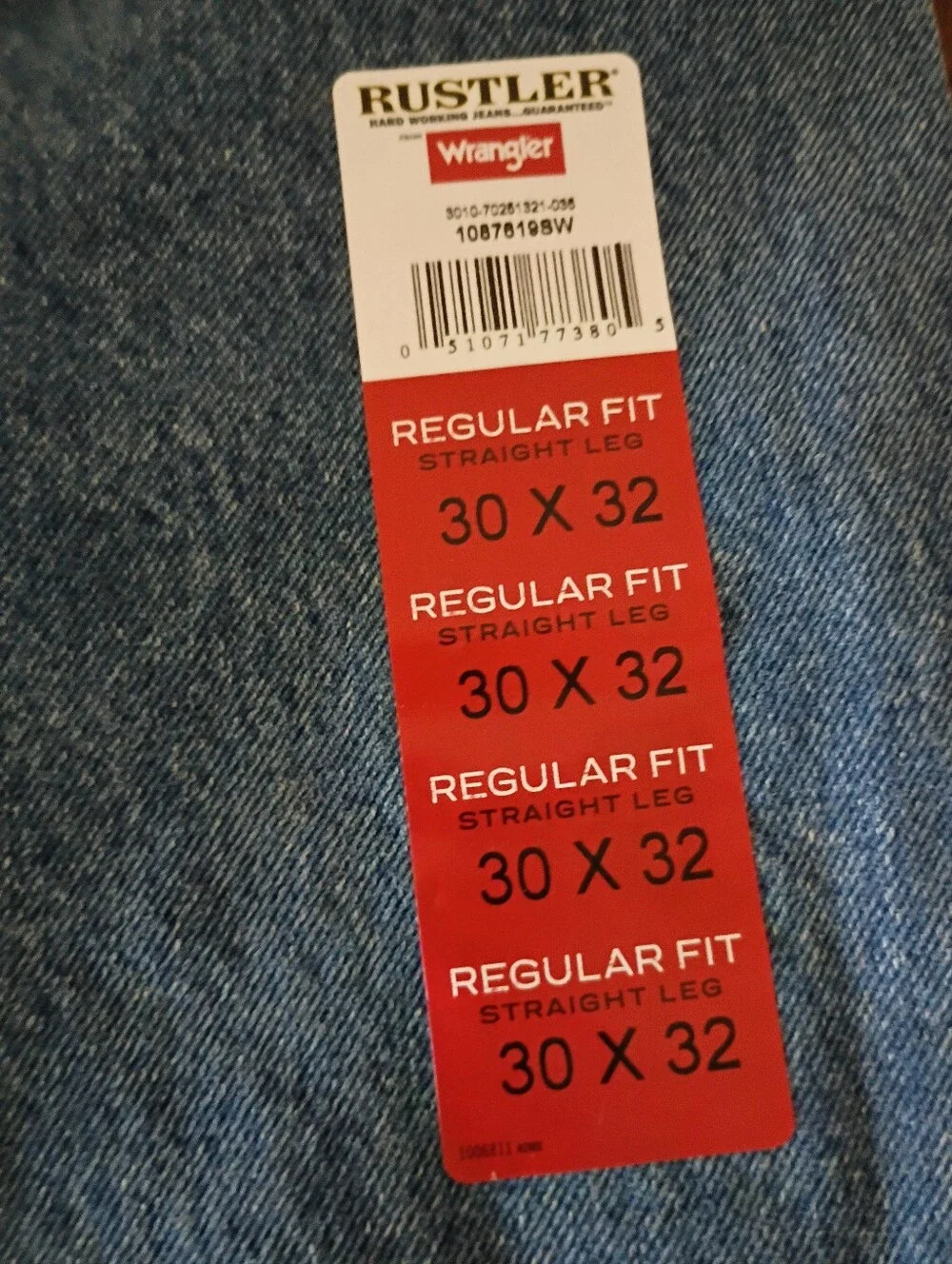 Wrangler Rustler Men's Straight Leg Jeans in Light Blue Denim