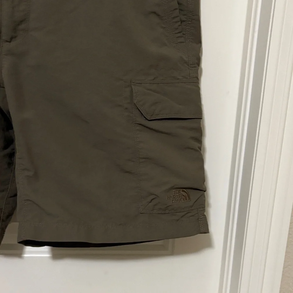 The North Face Men's Olive‎ Green Cargo Shorts with Webbing Belt