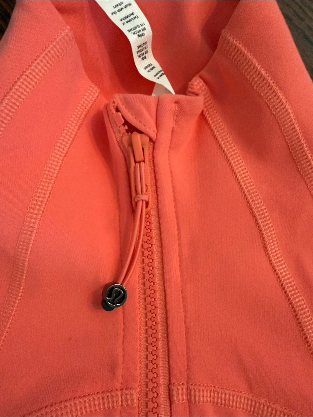 lululemon athletica sleek zip