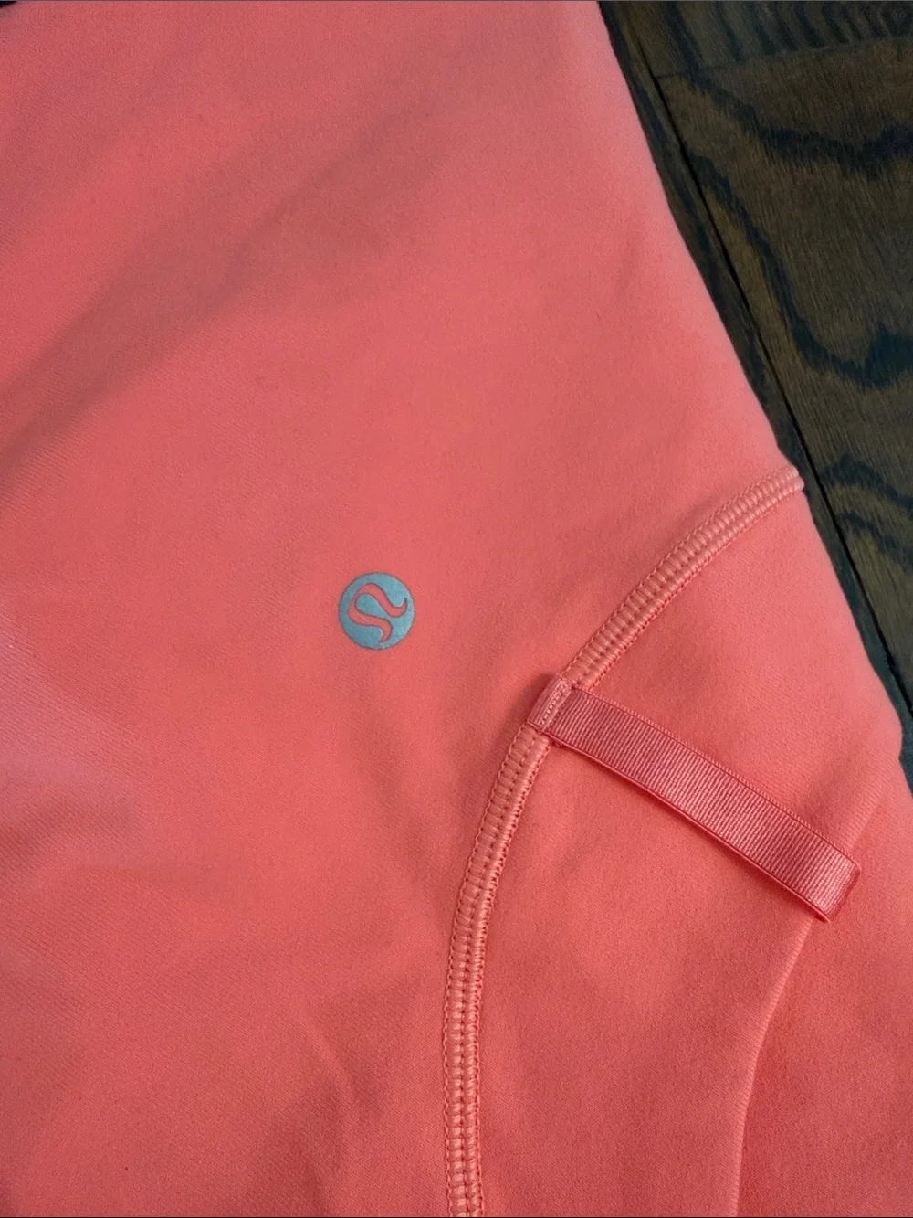 lululemon athletica sleek zip